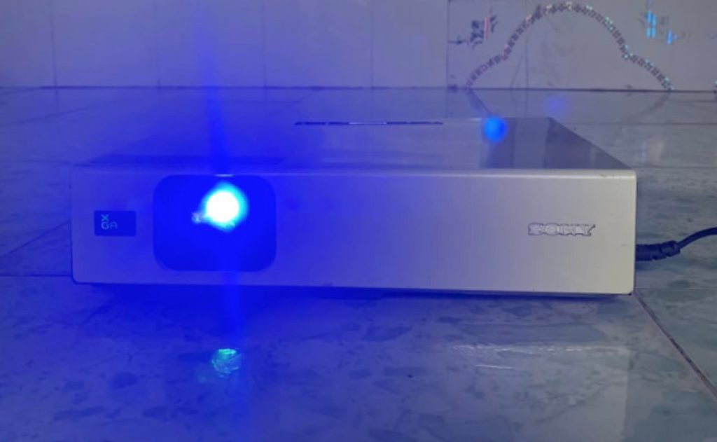 How long do Projector bulbs last