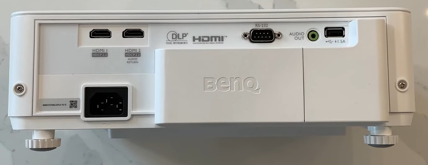 BenQ TK700STi projector